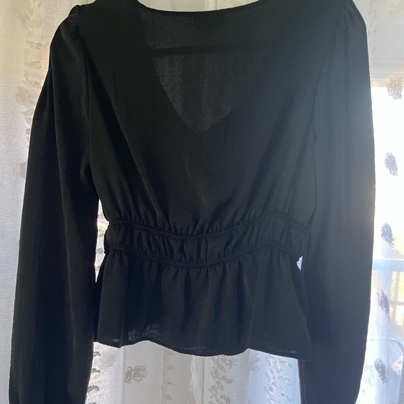 So Black satin blouse - Picture 6 of 7